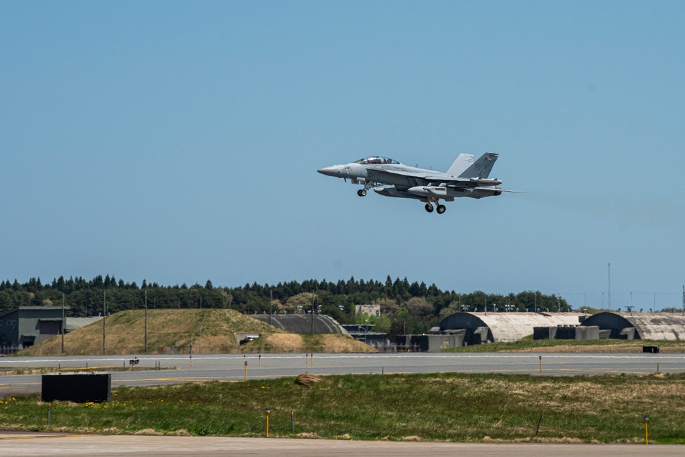 Team Misawa generates fighter jets for Joint Forcible Entry exercise