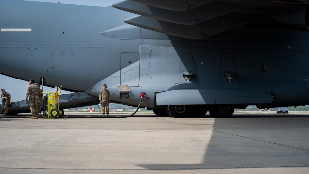 51st LRS conducts first-ever 51st FW wet-wing defuel mission