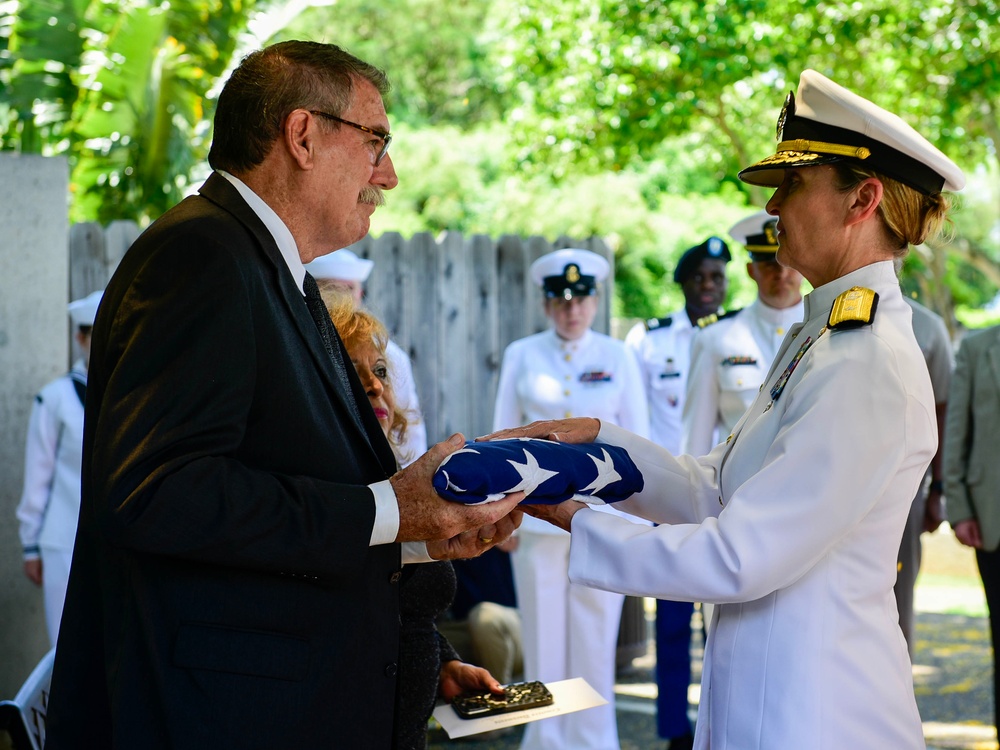 DVIDS - Images - U.S. Navy Fire Controlman 1st Class Robert L. Corn ...