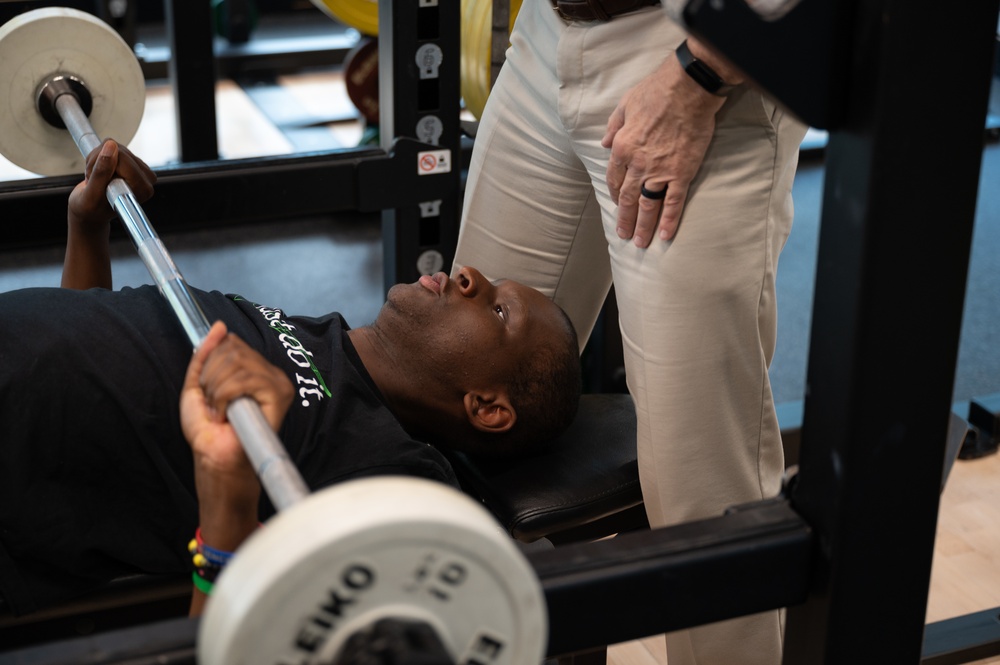 Recovering Service Members participate in a warrior athlete reconditioning program training camp at Nike World Headquarters