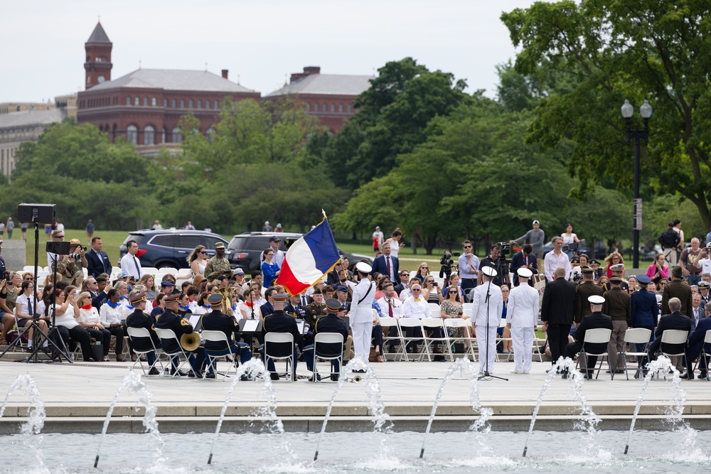 VE Day Observance at WWII Memorial