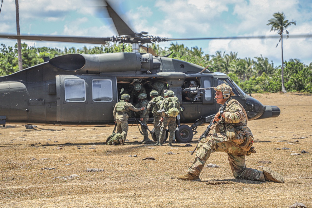 Balikatan 24: 2nd Battalion, 27th Infantry Regiment, 3rd Infantry Brigade Combat Team, 25th Infantry Division conducts cold load operations with 77th Infantry Battalion, 5th Infantry Division