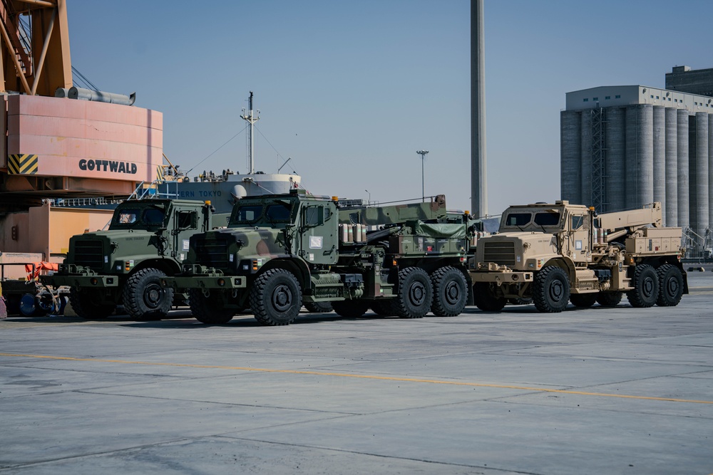 2nd Marine Logistics Group Merchant Vessel Offload