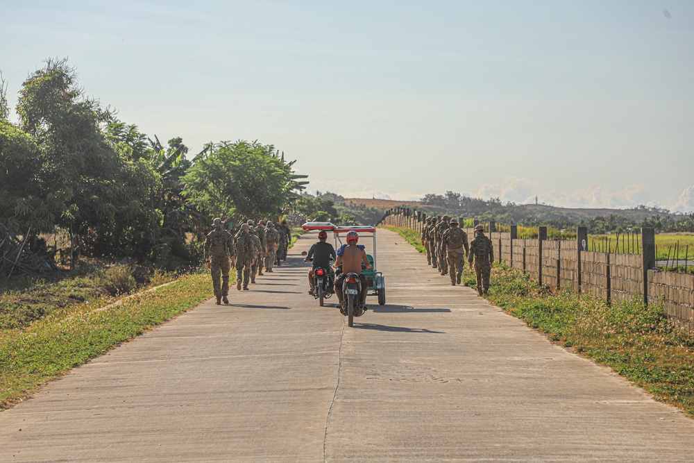 Balikatan 24: 2nd Battalion, 27th Infantry Regiment, 3rd Infantry Brigade Combat Team, 25th Infantry Division conducts reconnaissance training with 1st Battalion, The Royal Australian Regiment