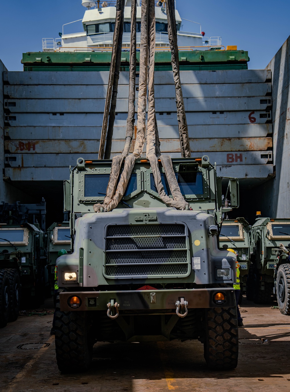 2nd Marine Logistics Group Merchant Vessel Offload