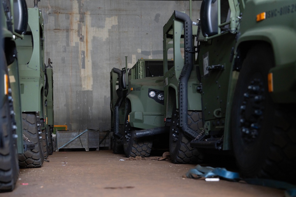 2nd Marine Logistics Group Merchant Vessel Offload