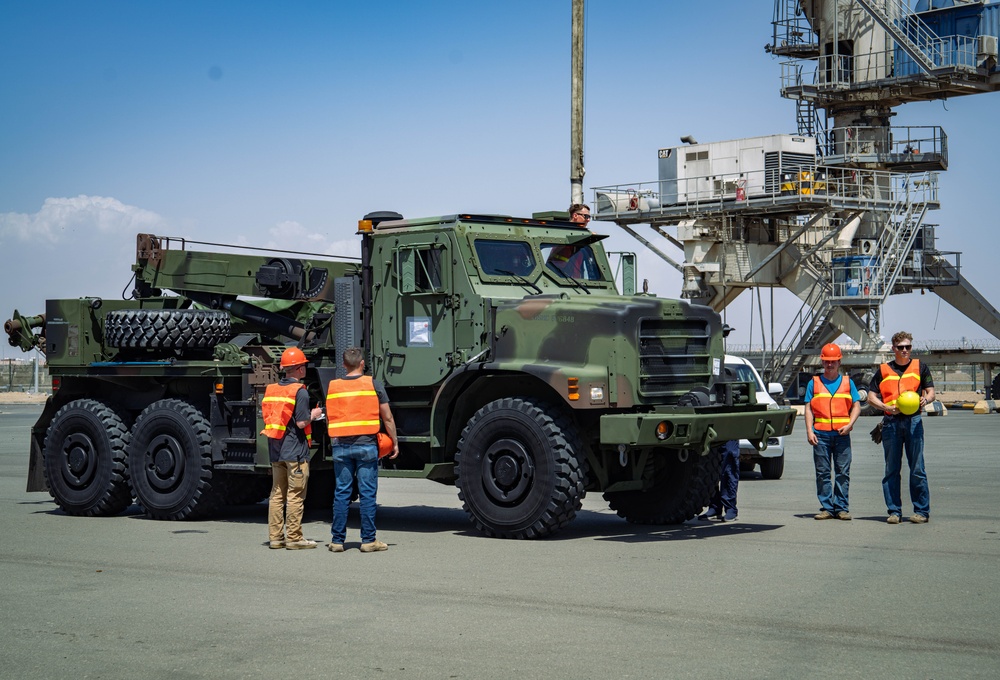 2nd Marine Logistics Group Merchant Vessel Offload