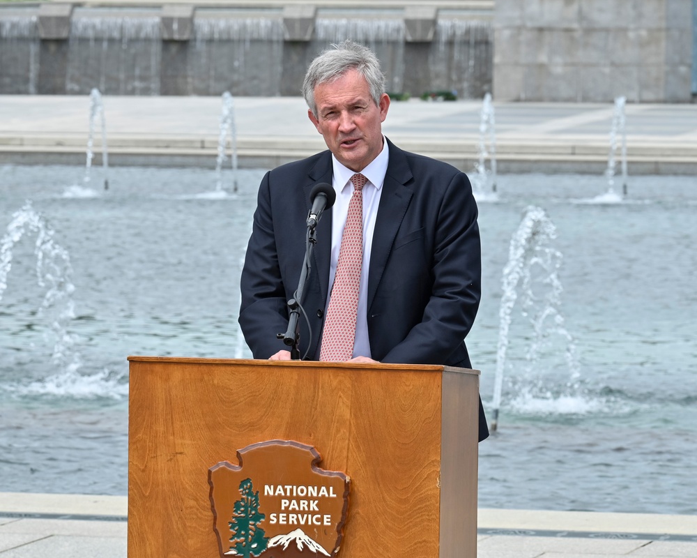 Maj. Gen. Dornhoefer receives French medal during WWII V-E Day ceremony