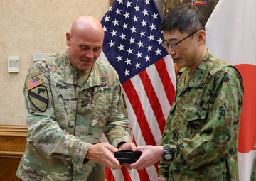 FCOE CG presents Japanese officer gift