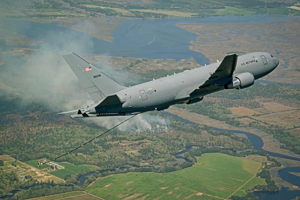 Dvids - Images - E-2d Kc-46 Refueling [image 2 Of 4]