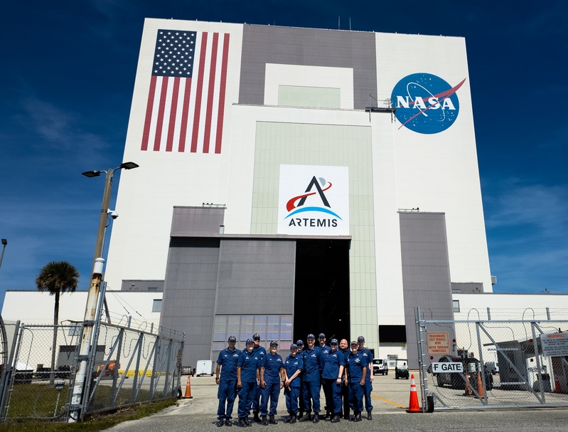 Coast Guard Commandant Engages with Space Industry Partners at Cape Canaveral