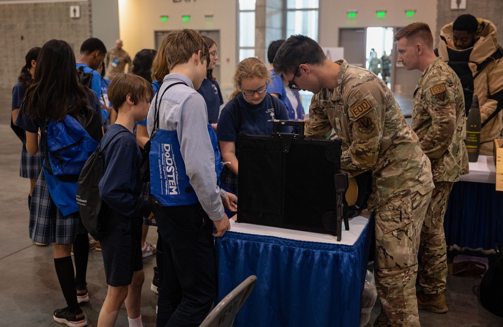 JBLE hosts first TWICS STEM Day