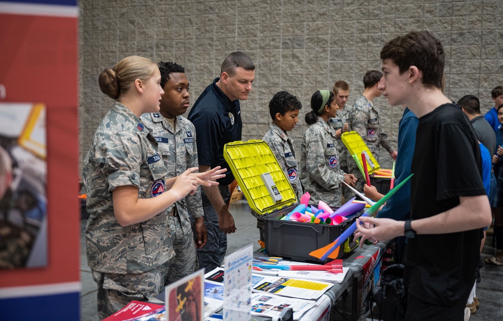 JBLE hosts first TWICS STEM Day