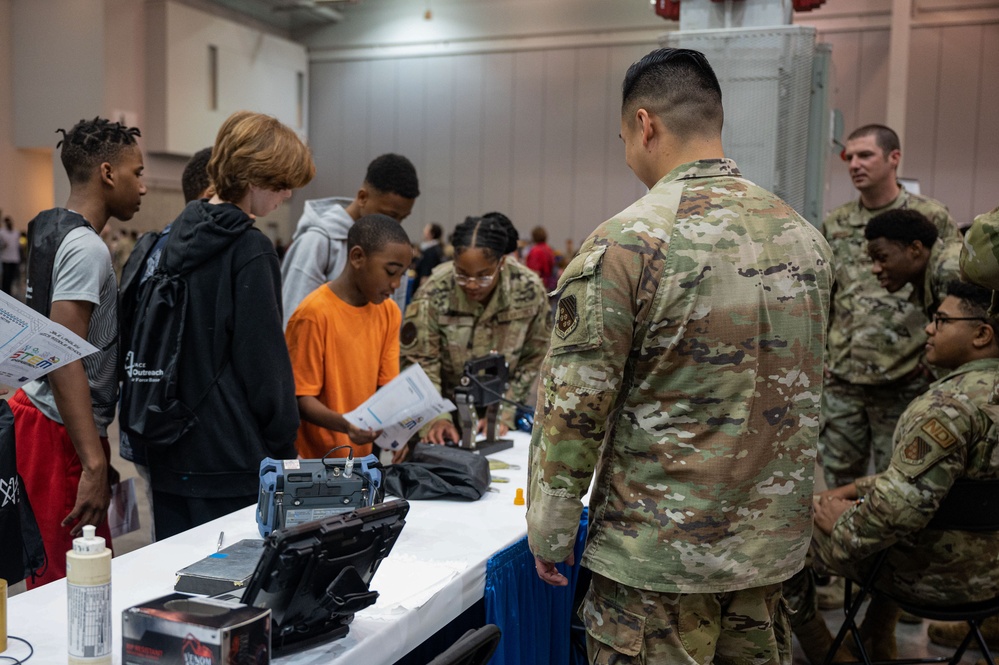 JBLE hosts first TWICS STEM Day
