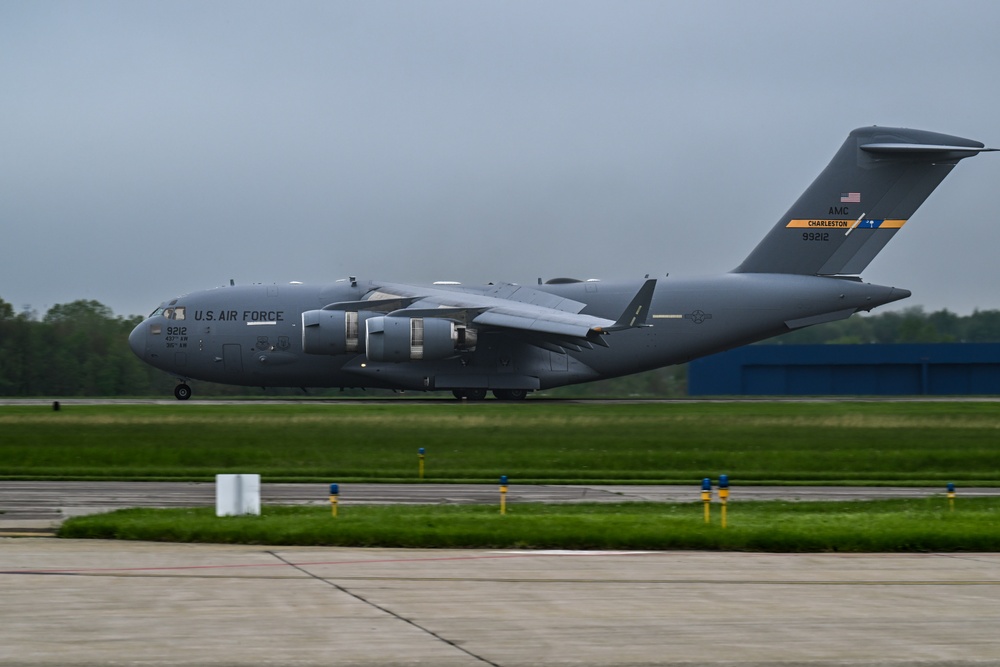 Globemaster brings Airmen to Youngstown for training