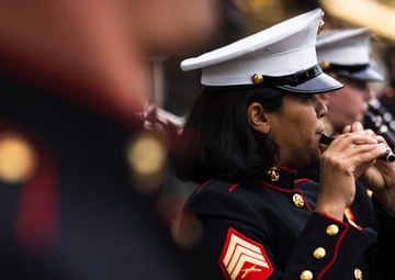 1st Marine Division Band participates in Orange parade