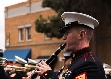 1st Marine Division Band participates in Orange parade