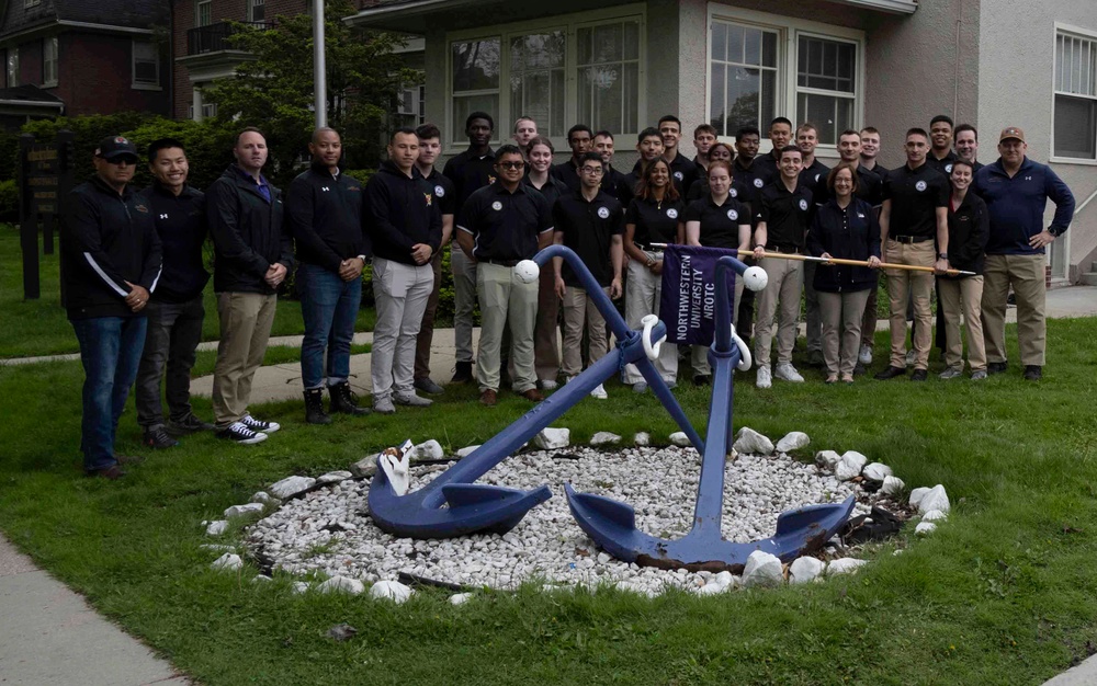 CNO Visits Northwesten University Naval Reserve Officer Training Corps