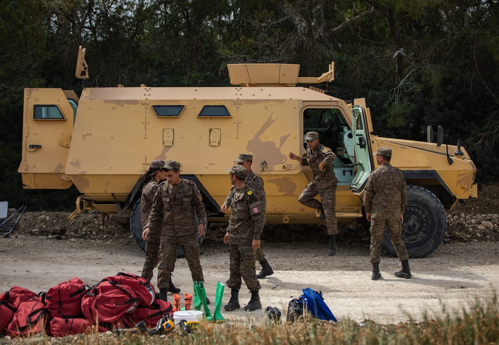 US, Tunisian forces execute CBRN 'sampling' and 'man-down' scenario at African Lion 2024