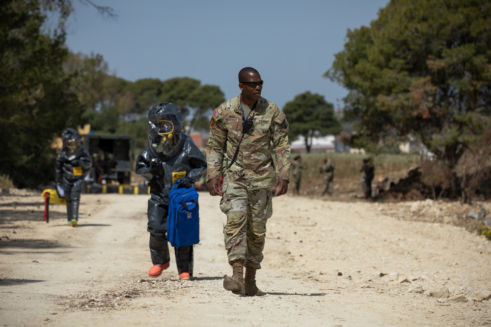 US, Tunisian forces execute CBRN 'sampling' and 'man-down' scenario at African Lion 2024