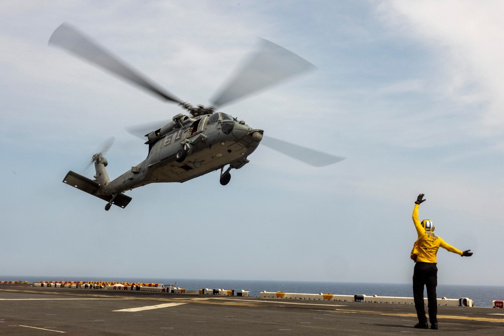 WSP ARG-24th MEU Flight Operations Aboard USS Wasp (LHD 1)