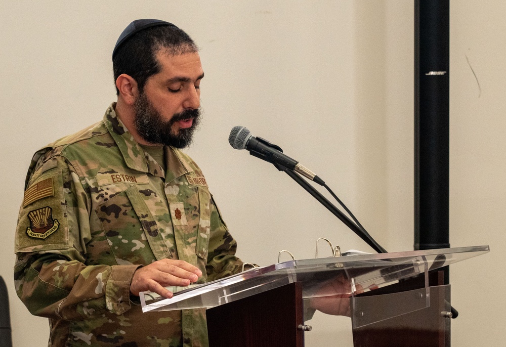 MacDill hosts event for Holocaust remembrance