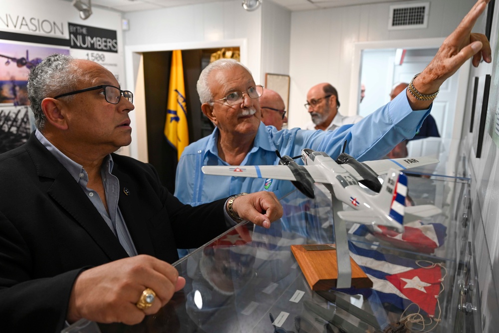 SECNAV Visits The Brigade 2506 Museum and Library