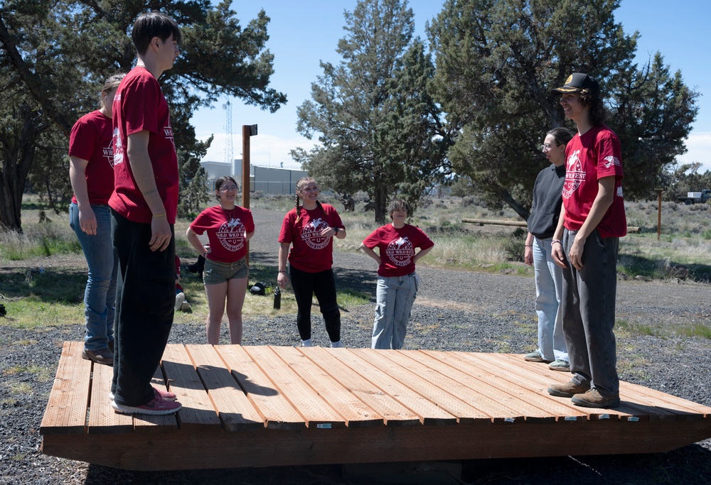 Oregon Youth Symposium connects military kids, teaches resiliency