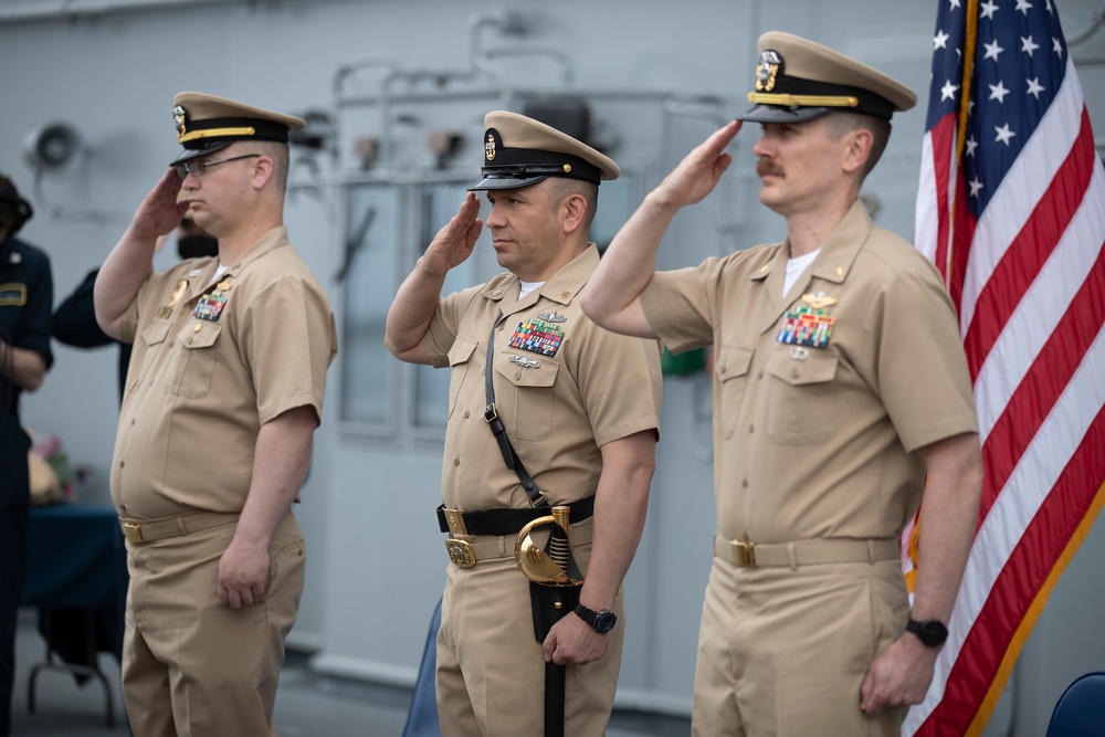 USS Tripoli Celebrates Senior Chief's Retirement