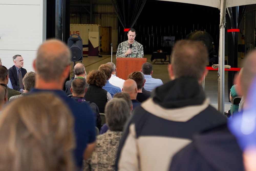 NUWC Division, Keyport holds ribbon cutting for UUV maintenance facility