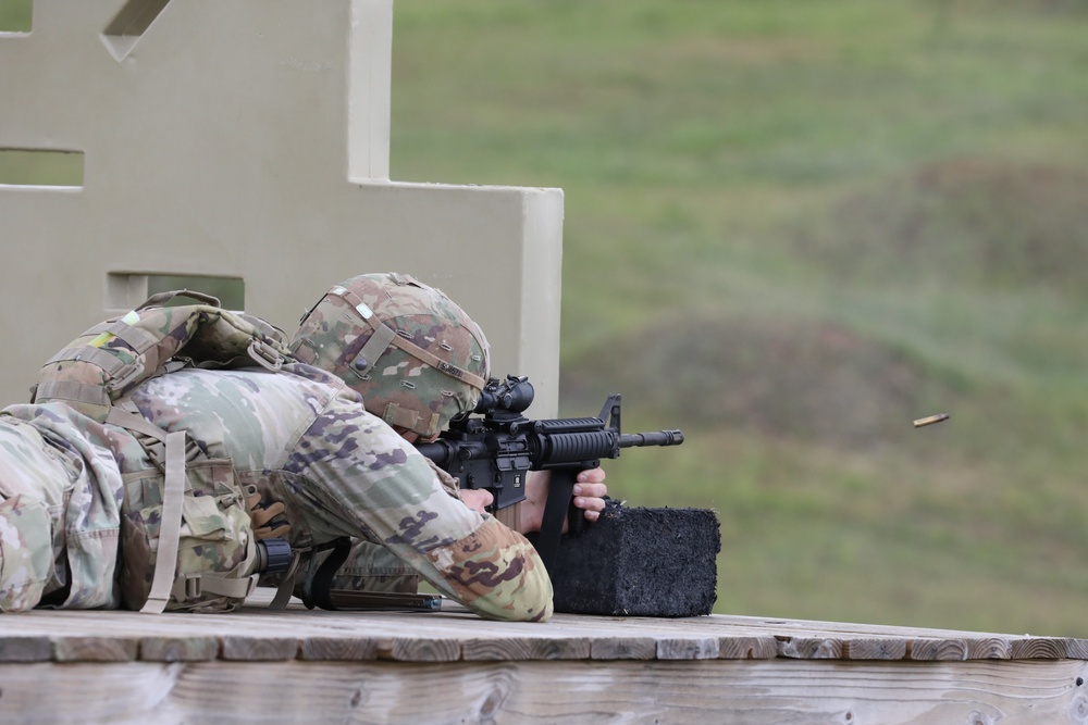 U.S. Army National Guard Soldier qualifies with an M4 carbine