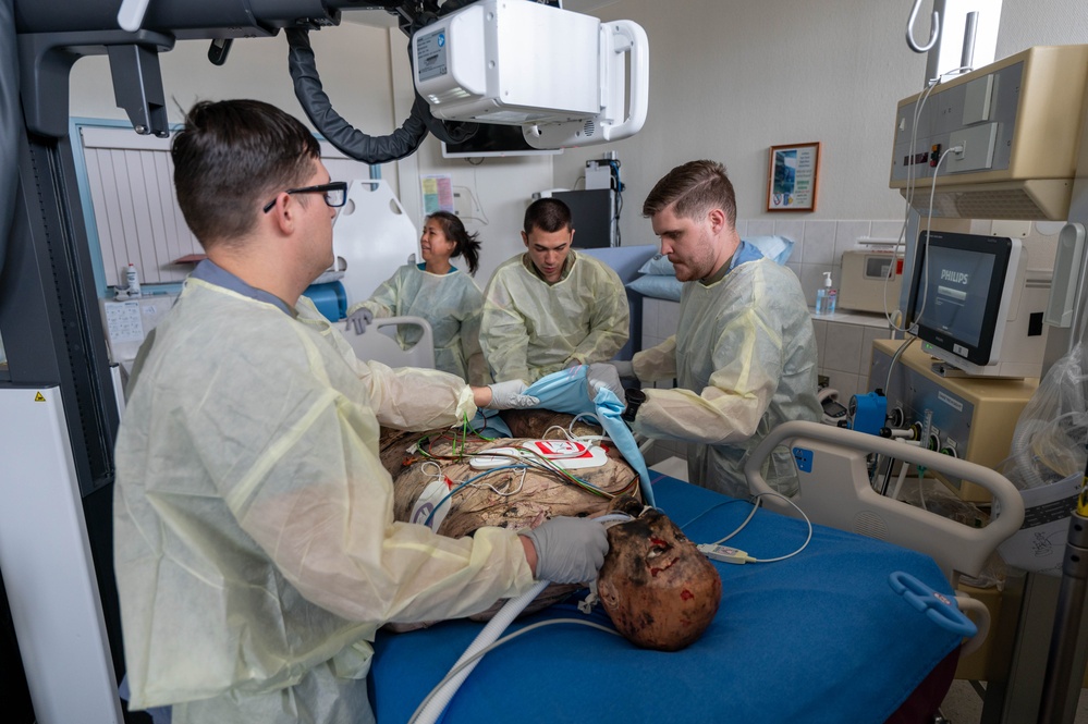 Medical teams unite! US and NATO personnel conduct medical training