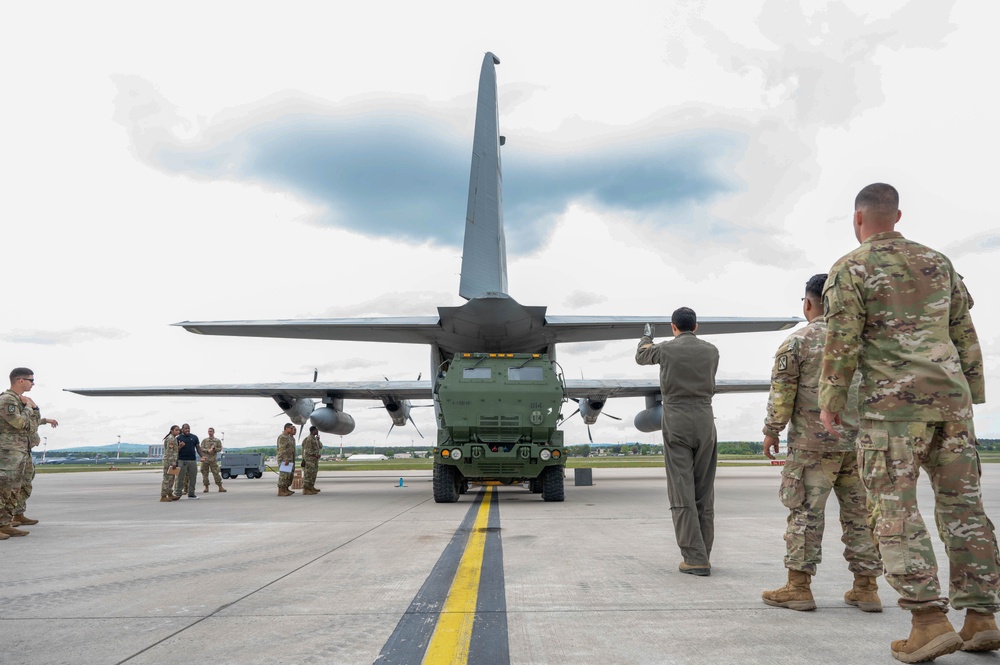 U.S. Air Force, Army conduct HIMARS load training exercise with Tunisian Air Force