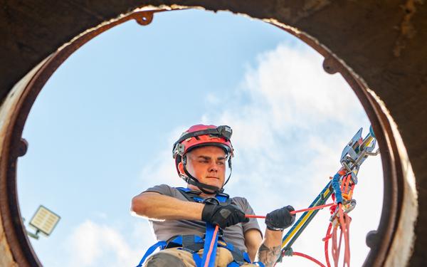 911th Technical Rescue Engineer Company competes in Rescue Challenge