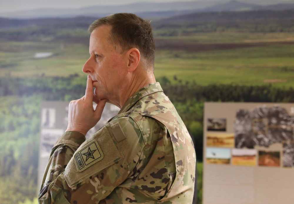 Lt. Gen. Patrick E. Matlock Visits U.S. Army Garrison Bavaria