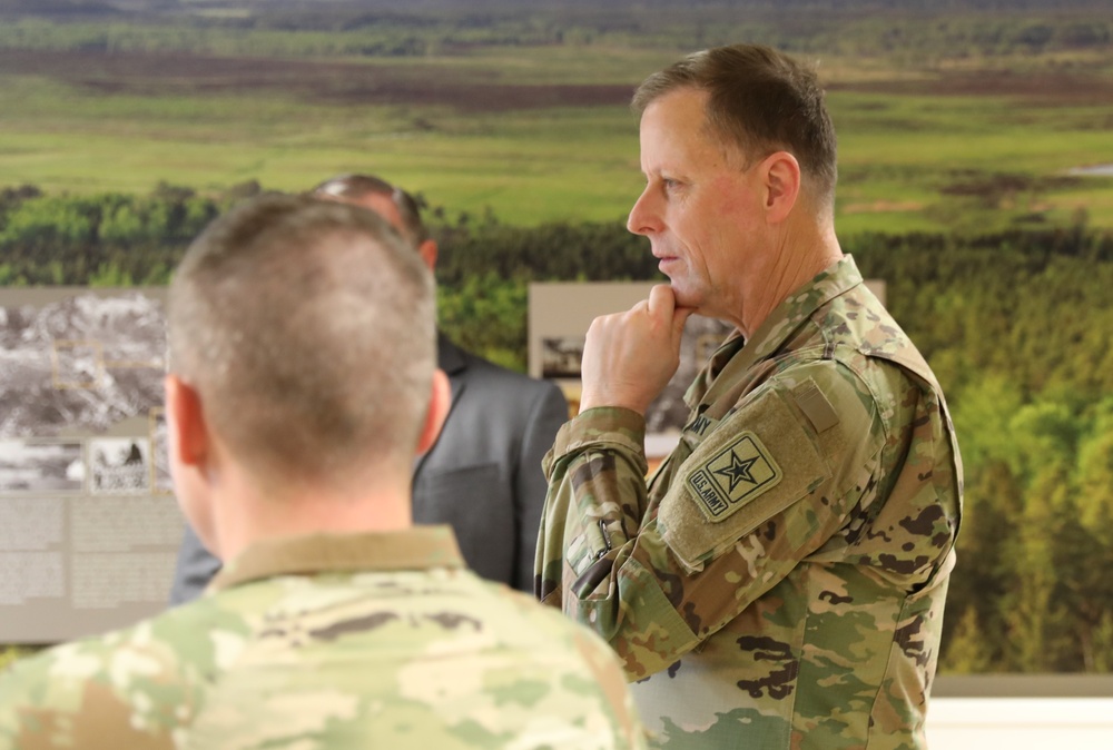 Lt. Gen. Patrick E. Matlock Visits U.S. Army Garrison Bavaria