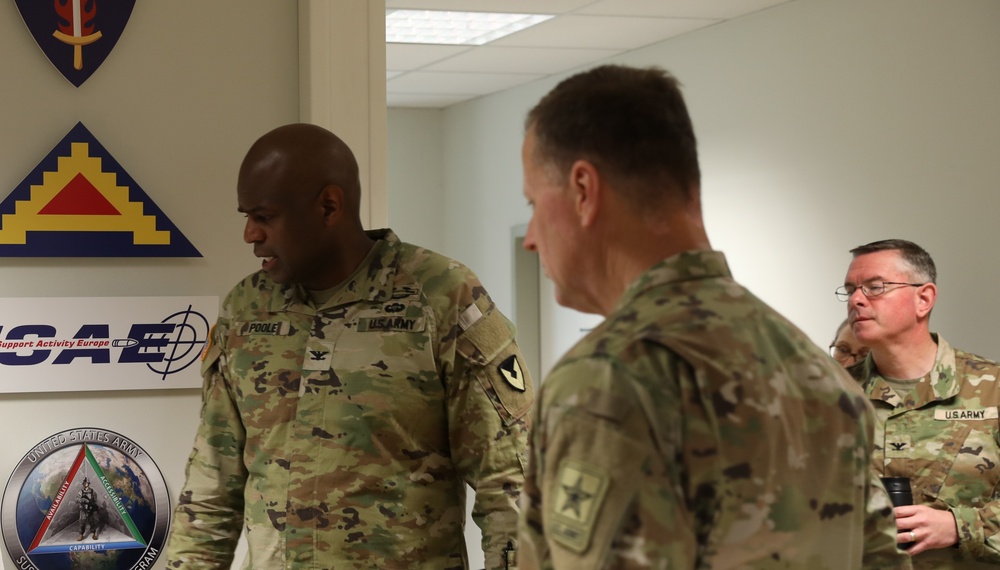 Lt. Gen. Patrick E. Matlock Visits U.S. Army Garrison Bavaria