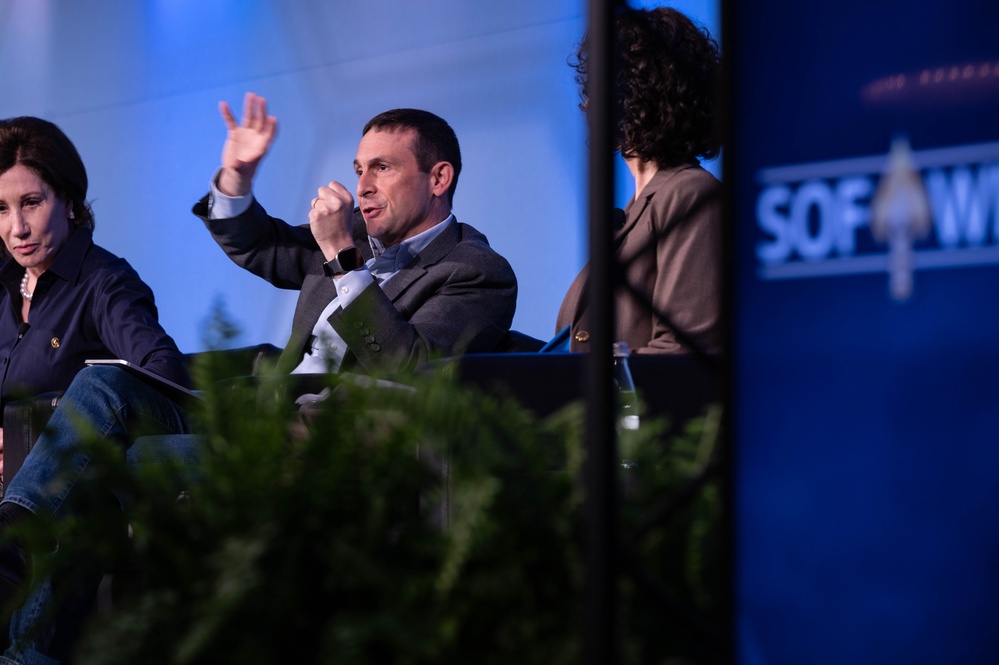 Defense Experts Talk Technology as a Force Multiplier at SOF Week 2024