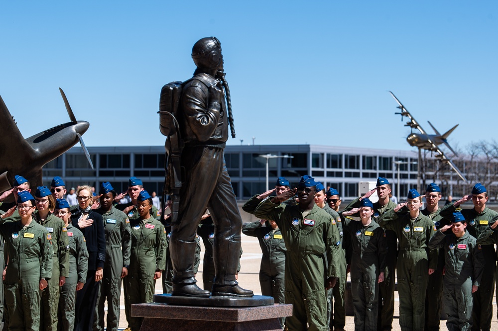 State's last surviving Tuskegee Airman visits Academy for ceremony