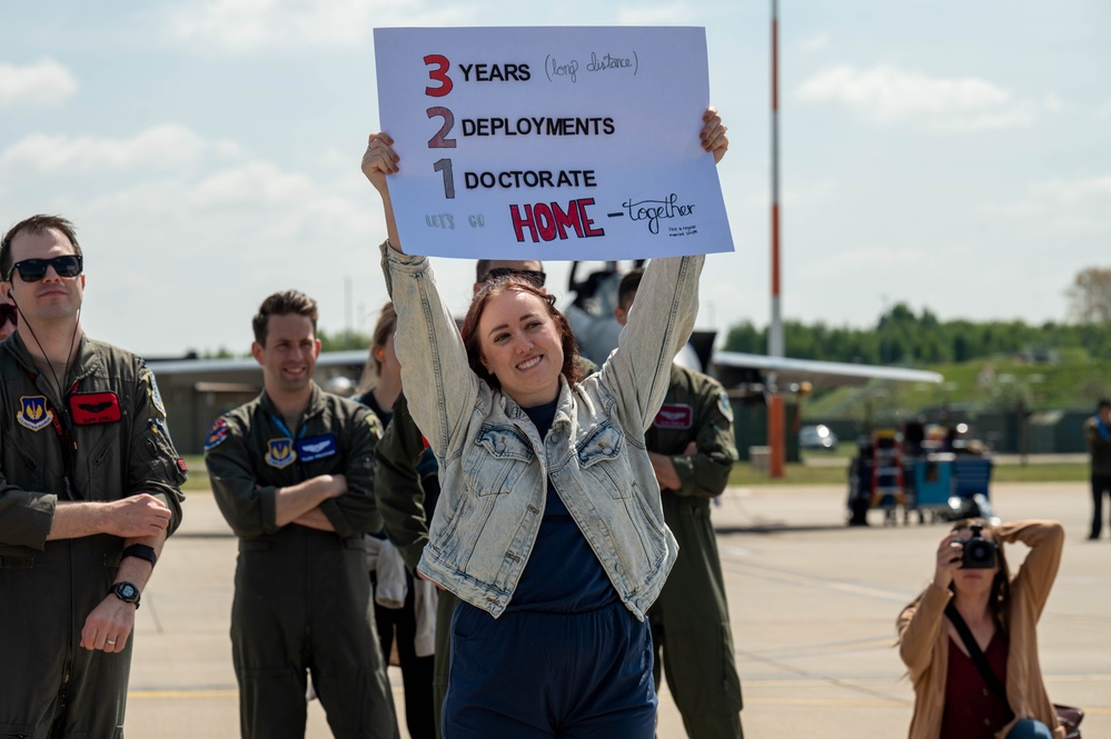 First Group of 494FS F-15's Returns to Lakenheath