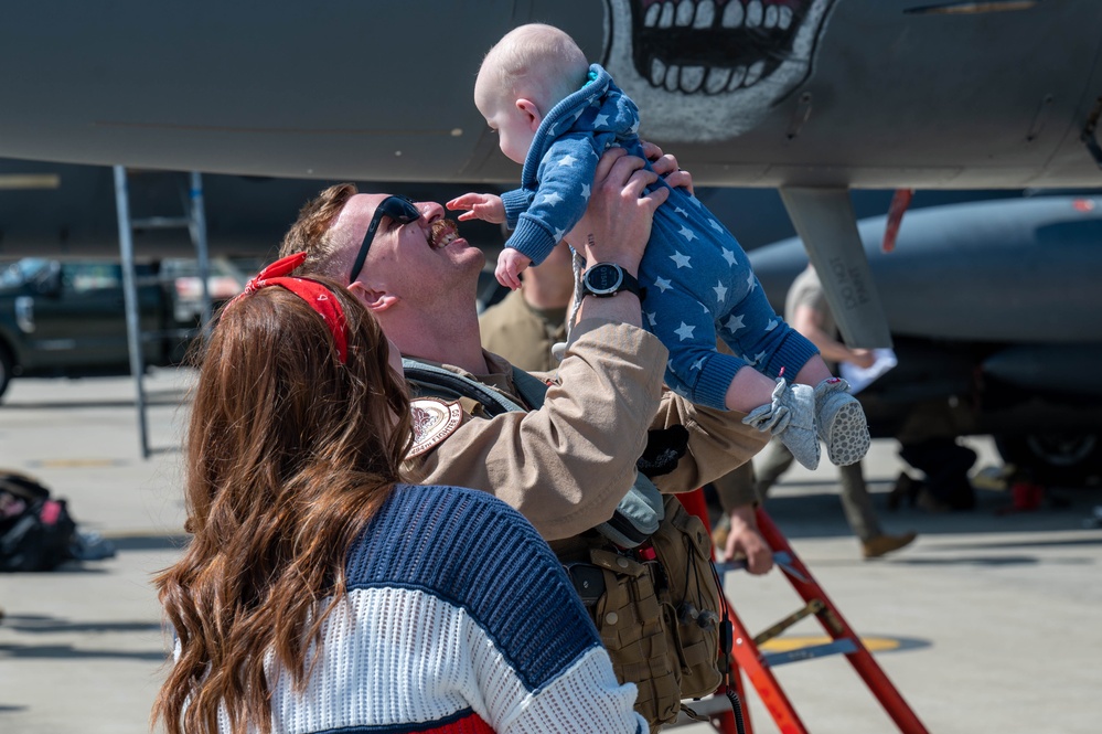 First Group of 494FS F-15's Returns to Lakenheath