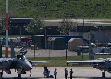 First group of 494th FS F-15s return to RAF Lakenheath