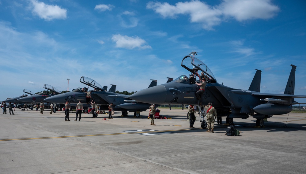 First group of 494th FS F-15s return to RAF Lakenheath