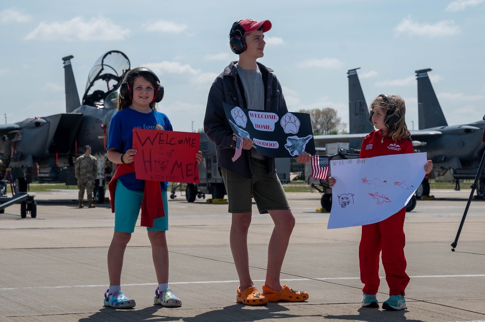 First group of 494th FS F-15s return to RAF Lakenheth