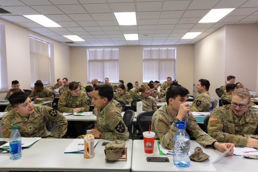 Soldiers Train in Behavioral Health Skills