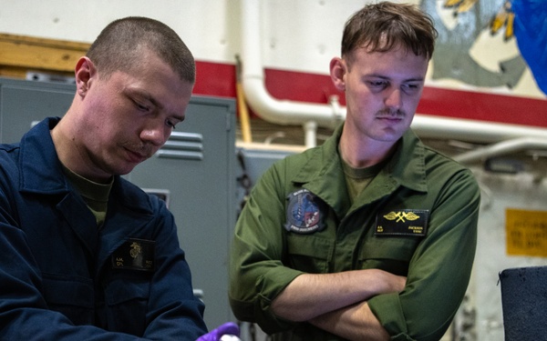 USS New York Aviation Maintenance