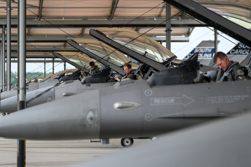 169th Fighter Wing F-16s takeoff for Sentry Savannah 2024