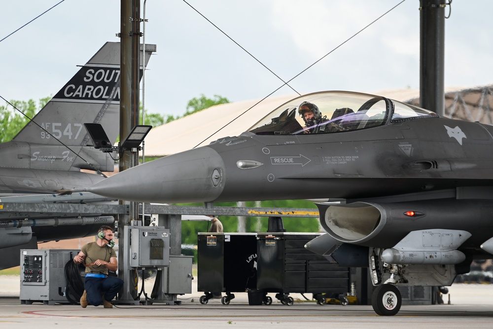 169th Fighter Wing F-16s takeoff for Sentry Savannah 2024