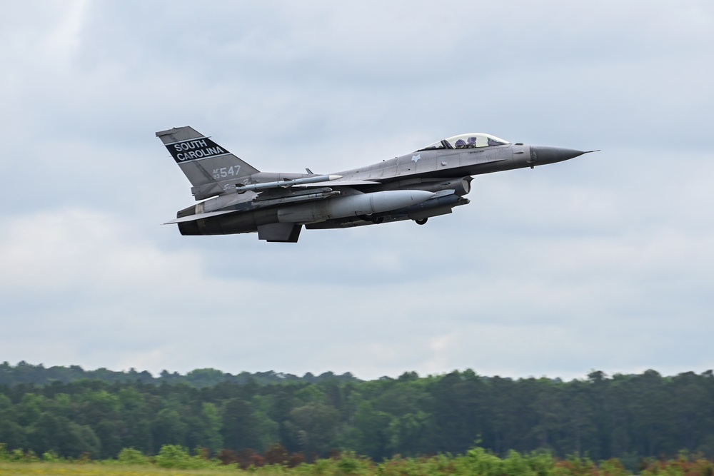 169th Fighter Wing F-16s takeoff for Sentry Savannah 2024