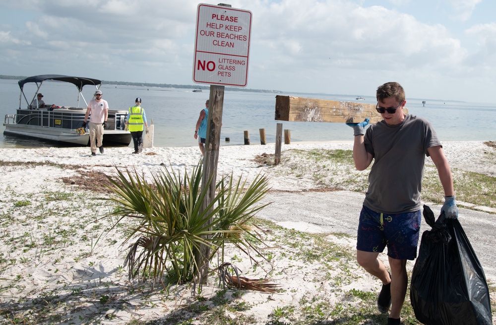 Okaloosa Earth Day 2024 cleanup